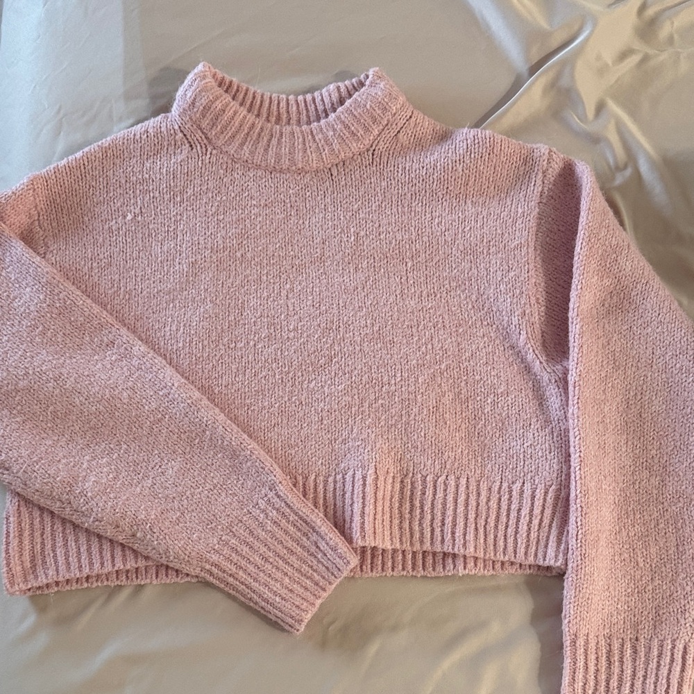 H&M Soft Pink Turtleneck Sweater